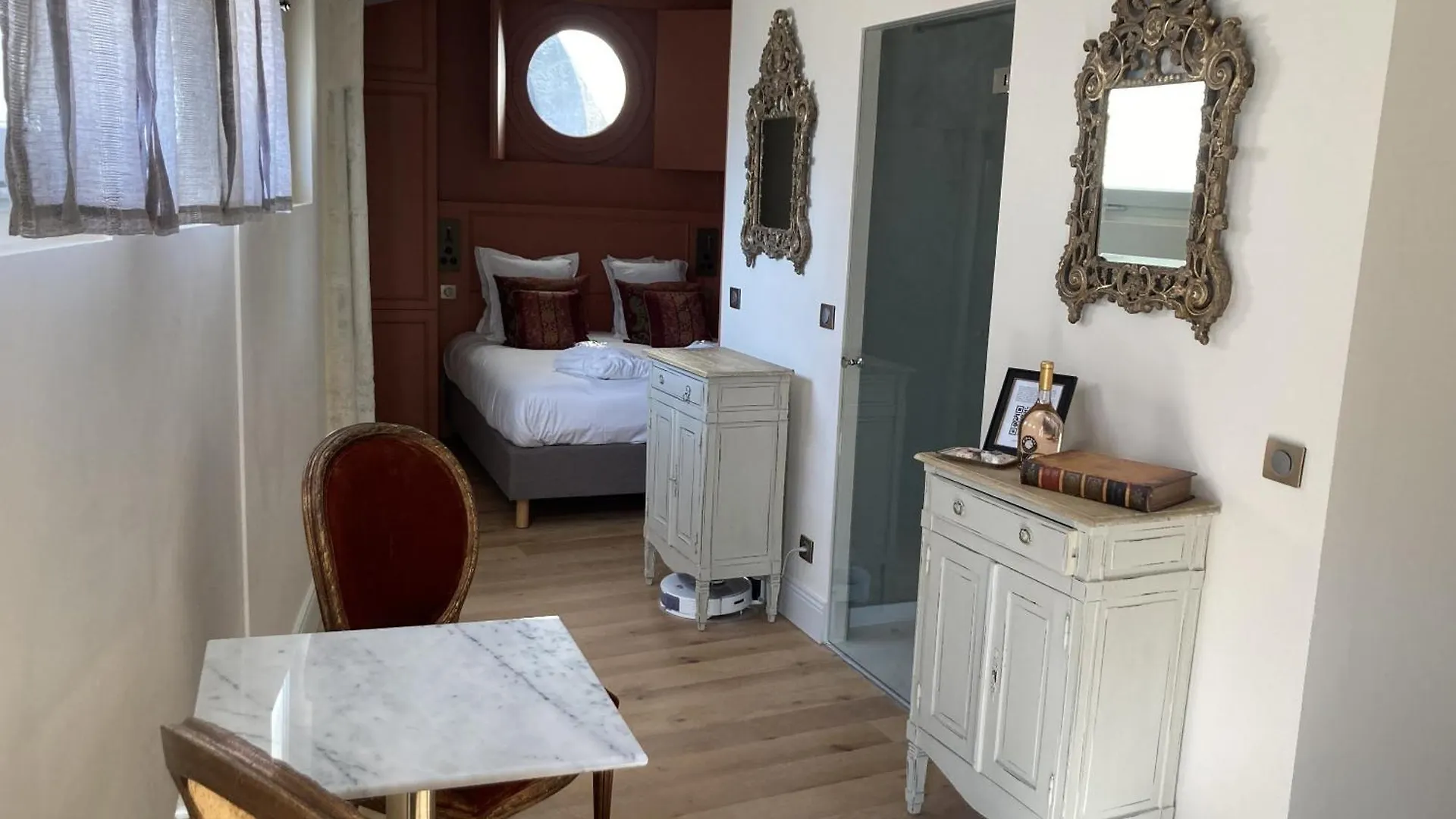 Clement VI Elegant Apartment Suite Spa Et Fitness Avignon 0*,  France