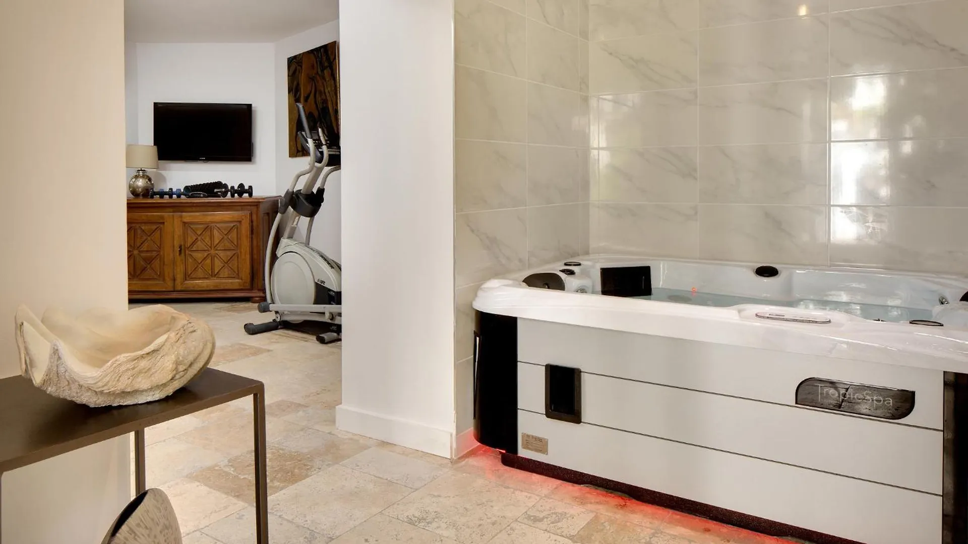 Clement VI Elegant Apartment Suite Spa Et Fitness Avignon